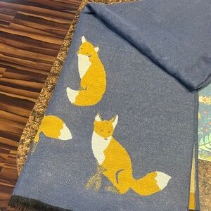 Long fox scarf